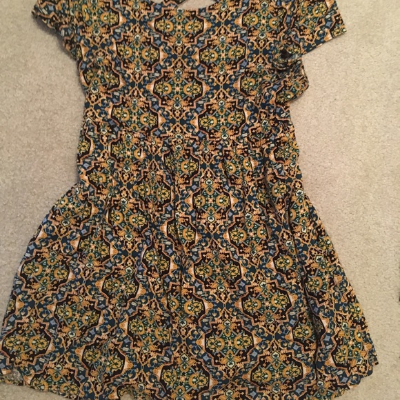 Printed swing dress with crossed back - Picture 2 of 5